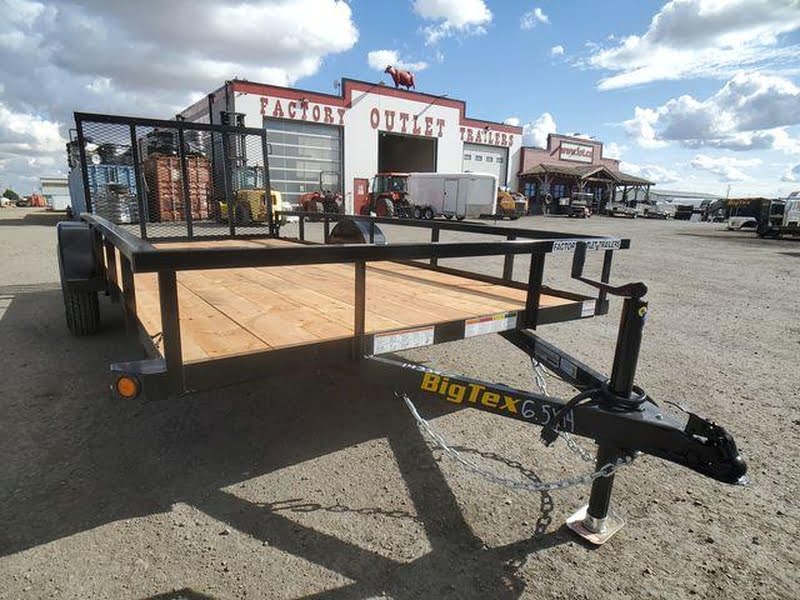 equipment trailers canada