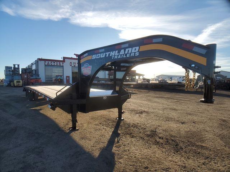 gooseneck trailers canada